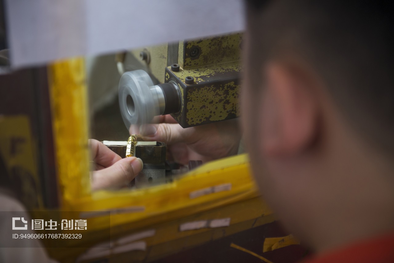 黄金首饰加工 从原料到珠宝的艺术蜕变